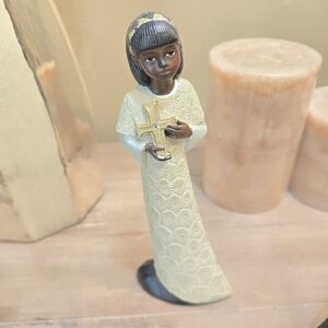 Elegant Ivory Figurine